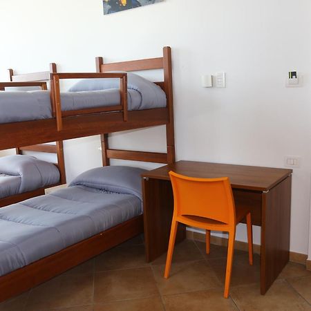 Student'S Hostel Parma Dış mekan fotoğraf