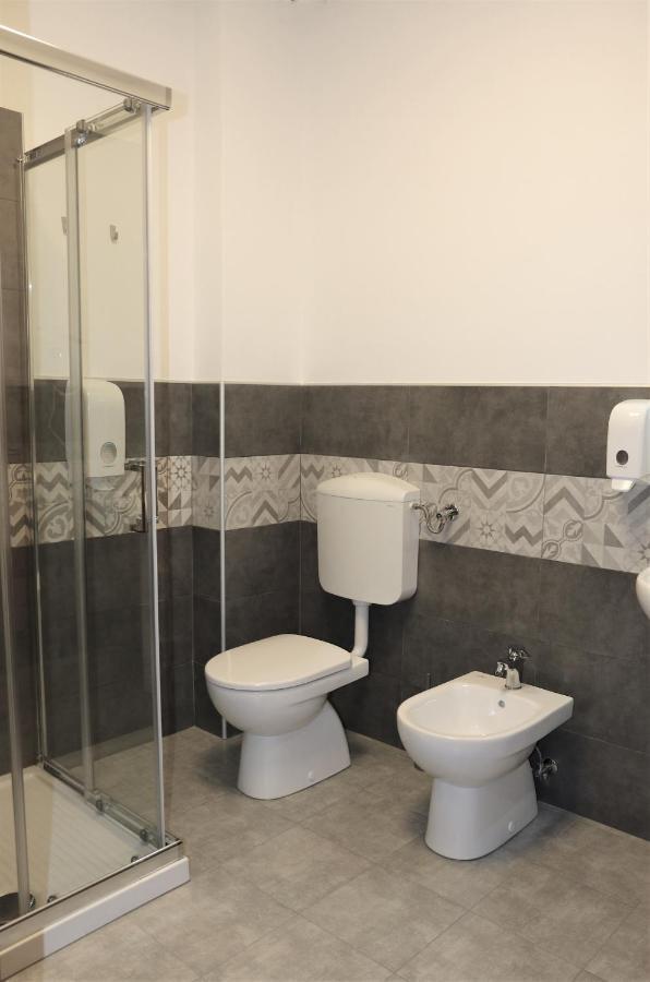 Student'S Hostel Parma Dış mekan fotoğraf