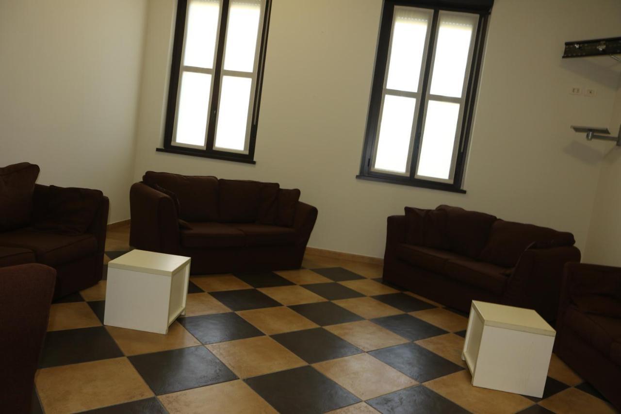 Student'S Hostel Parma Dış mekan fotoğraf
