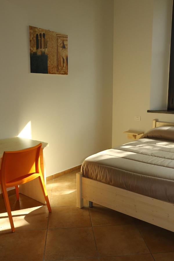 Student'S Hostel Parma Dış mekan fotoğraf