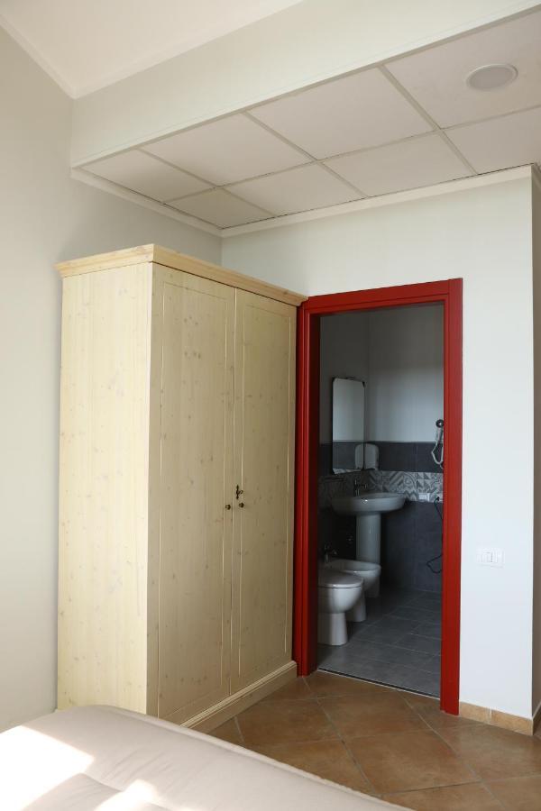 Student'S Hostel Parma Dış mekan fotoğraf