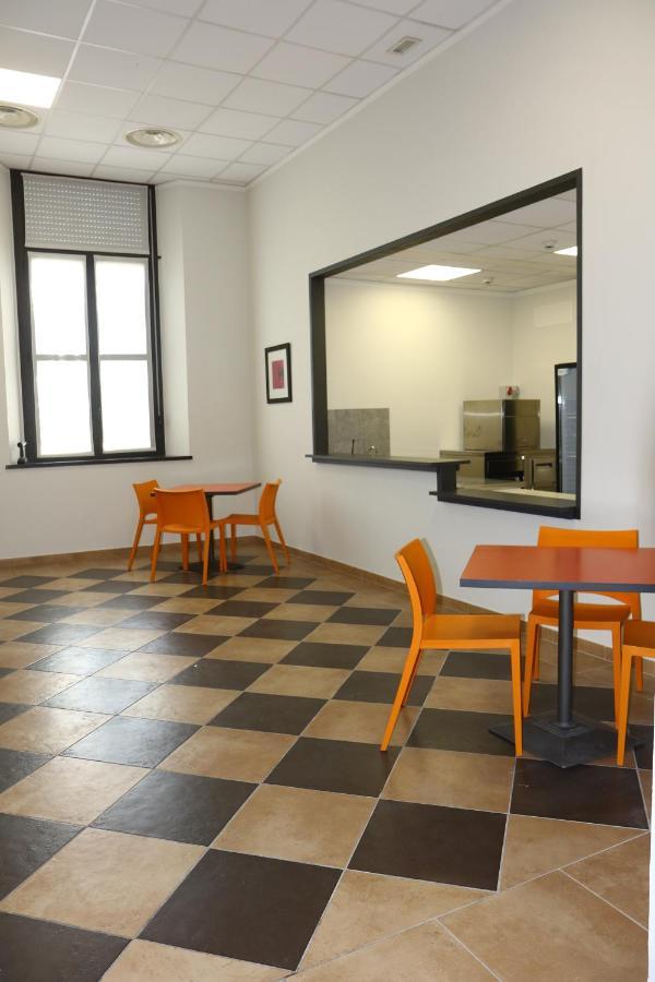 Student'S Hostel Parma Dış mekan fotoğraf