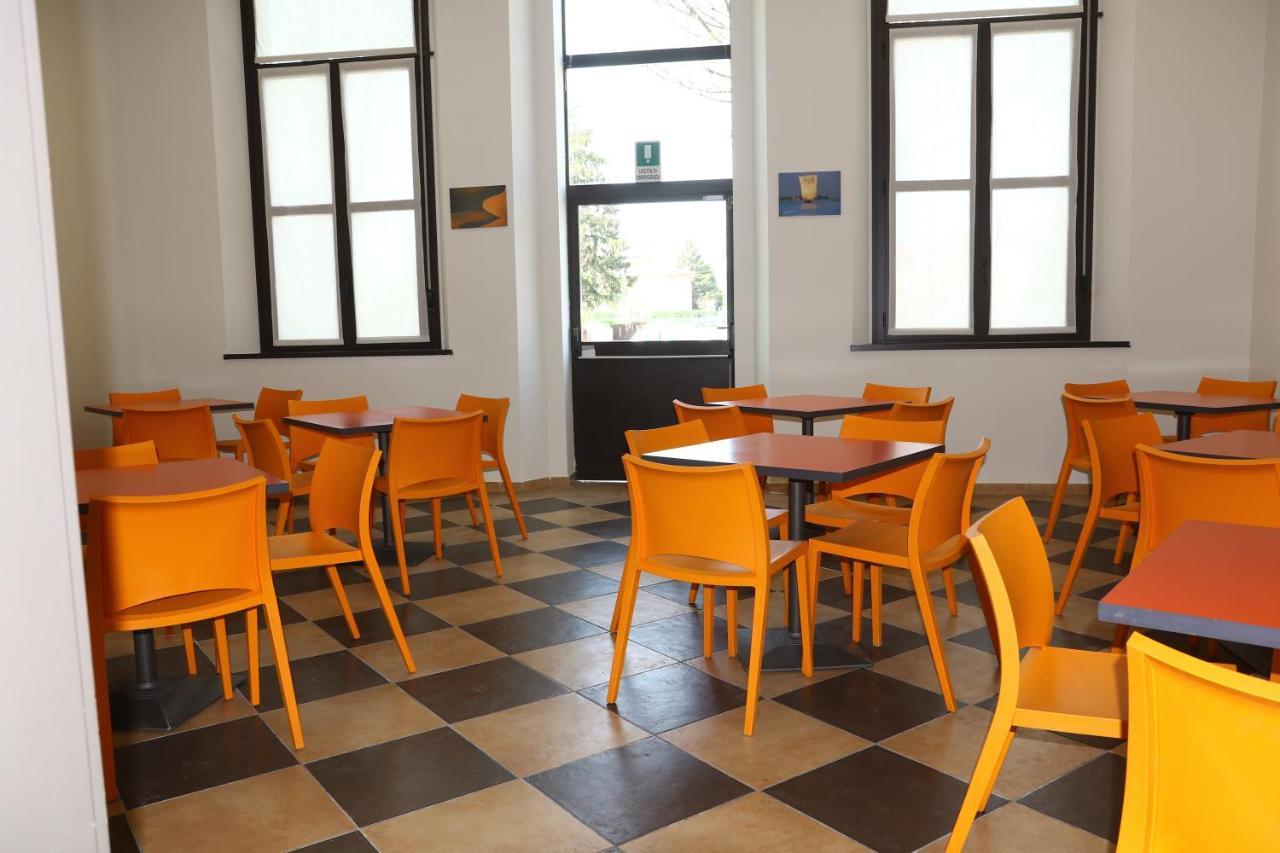 Student'S Hostel Parma Dış mekan fotoğraf