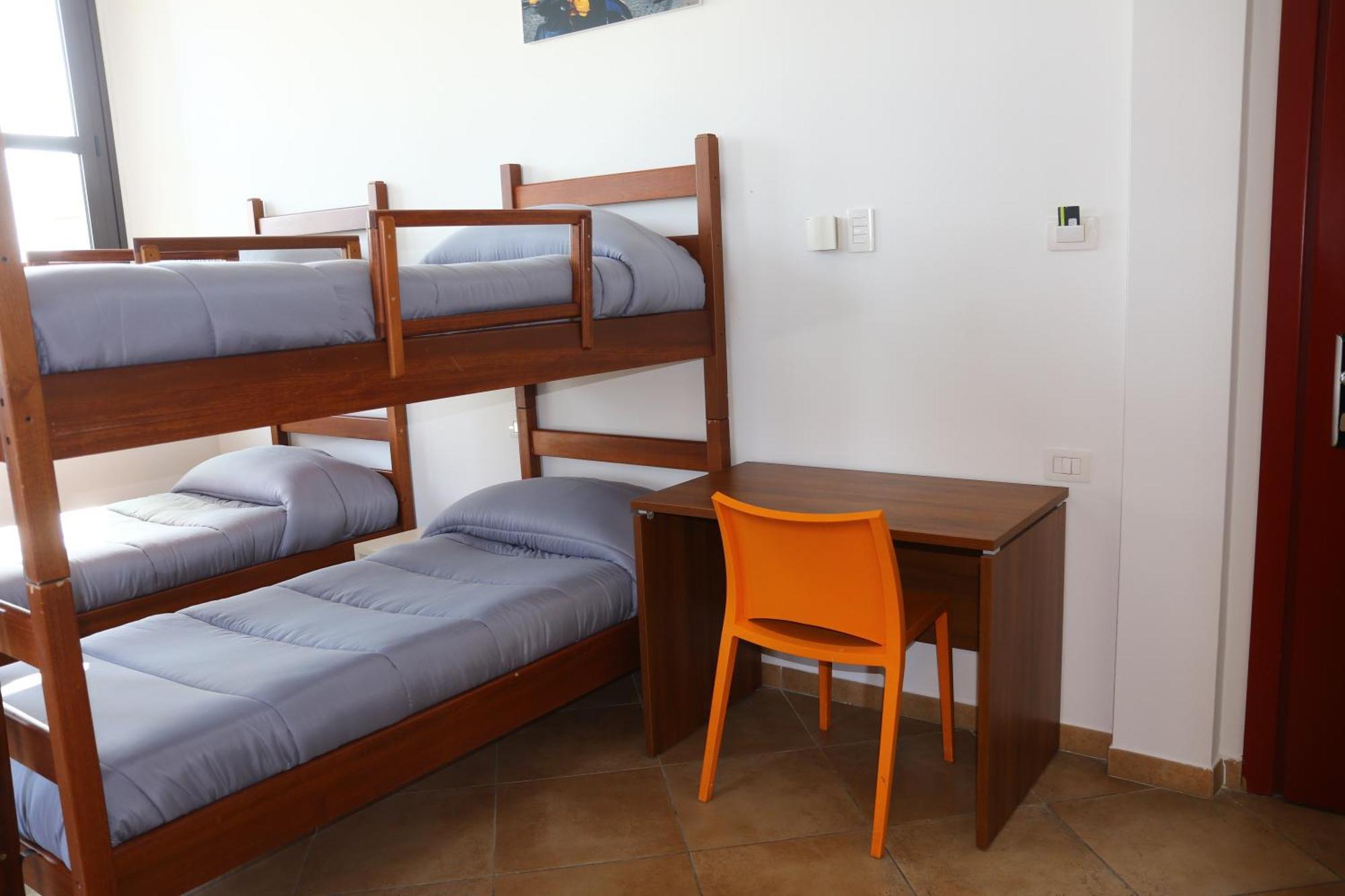 Student'S Hostel Parma Dış mekan fotoğraf
